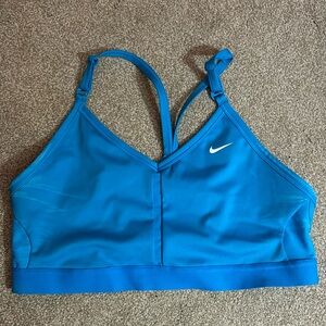 Nike women’s XL sports bra. Good condition.